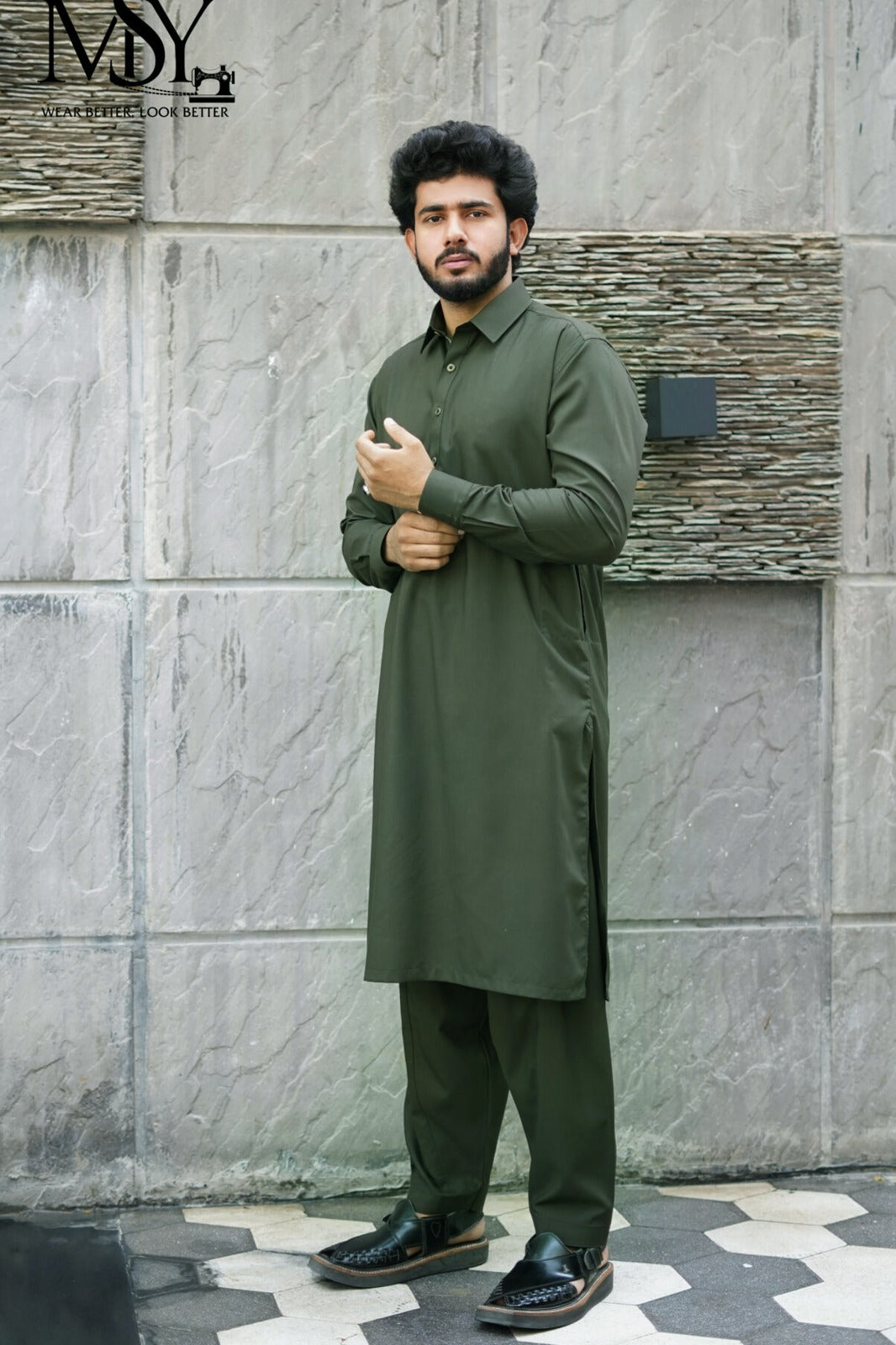 Selected Variant Image